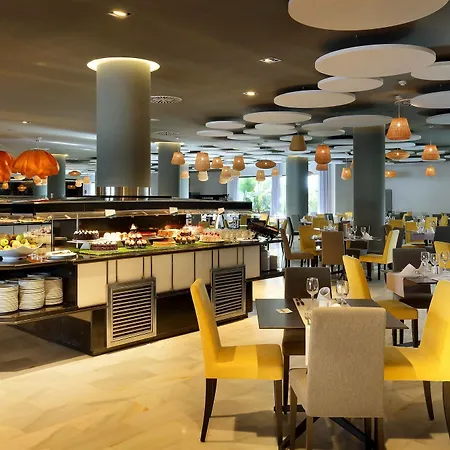 מלון Grand Palladium White Island &